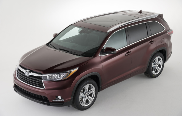 Тест драйв автомобиля Toyota Highlander 2014