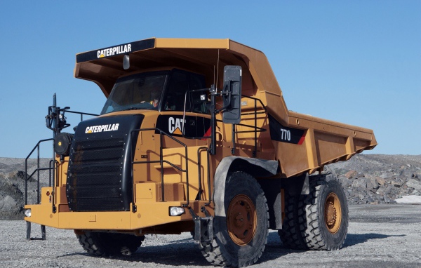 Грузовой автомобиль Катерпиллер 770