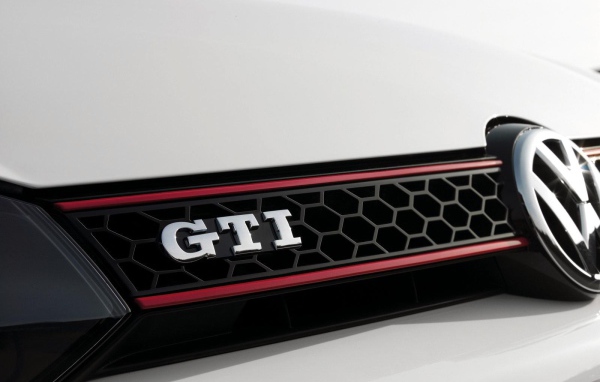 Новая машина Golf GTI 2014 года