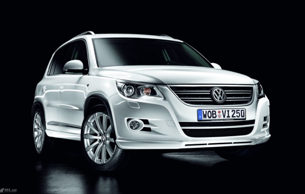 Фото автомобиля Volkswagen Tiguan
