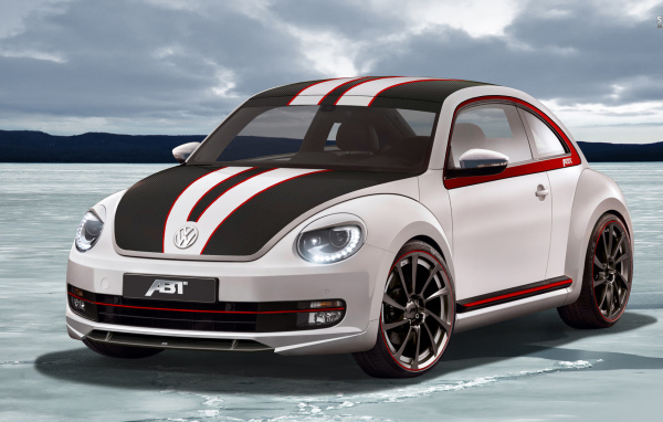 Тест драйв автомобиля Volkswagen Beetle 2014
