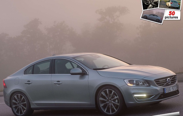 Красивый автомобиль Volvo s60 в Москве