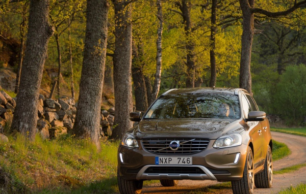 Красивый автомобиль Volvo xc60 в Москве