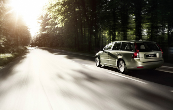 Новый автомобиль Volvo v50