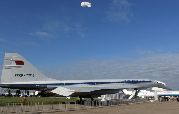 Выставка самолетов