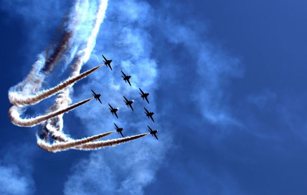 Парад самолетов
