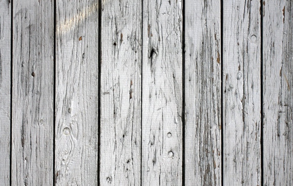 Крашеное дерево