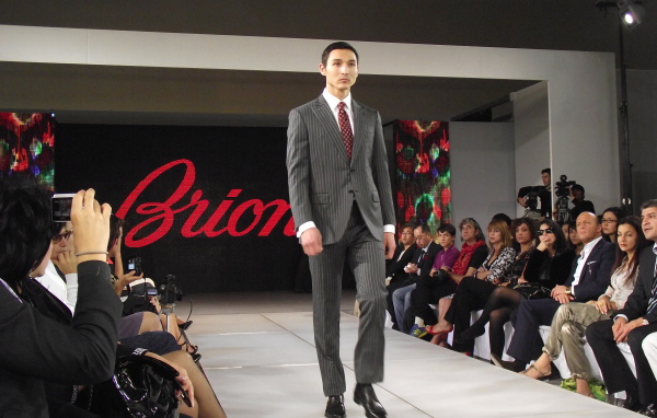 Показ мод Brioni