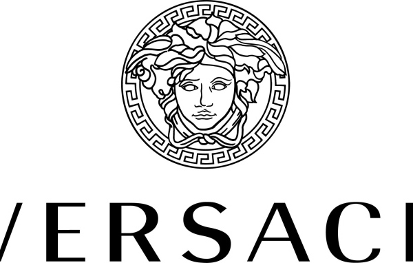Модная одежда от Versace