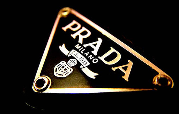 Символ бренда Prada