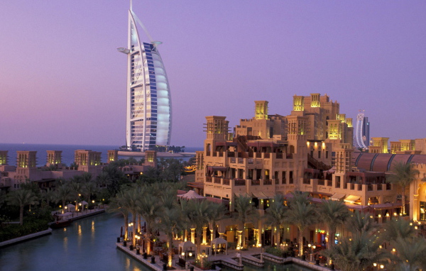 Здание в Дубае