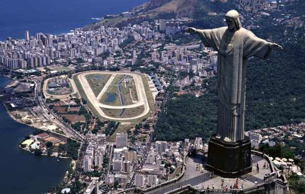 Статуя в Рио де Жанейро