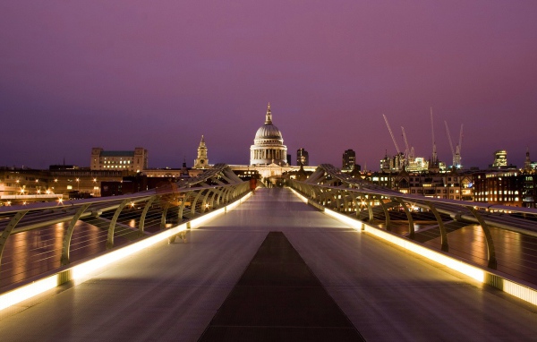 Огни ночного Лондона