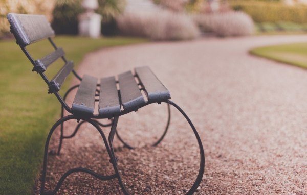 Cкамейка в парке