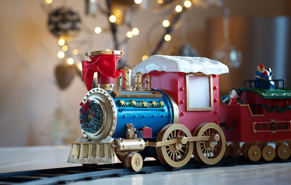 	   Toy train