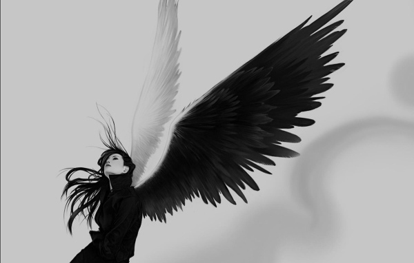 Девушка с крыльями