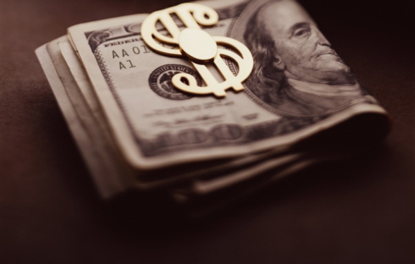 Заколка для долларов