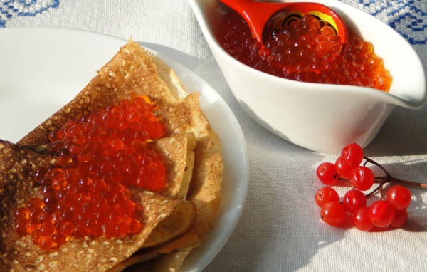 Блины с красной икрой