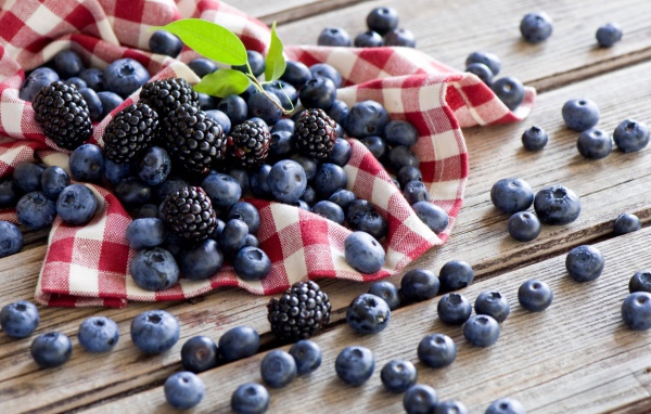 Черника и ежевика