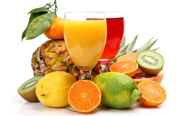 Сок в бокалах