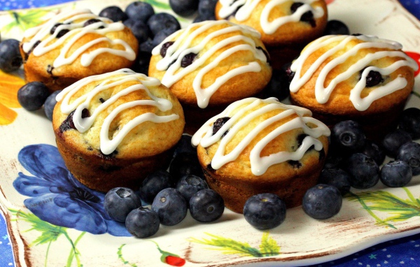 Кексы с черникой