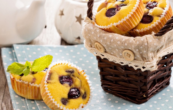 Кексы с ягодами