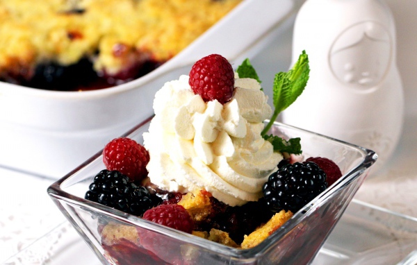 Пирок с ежевикой