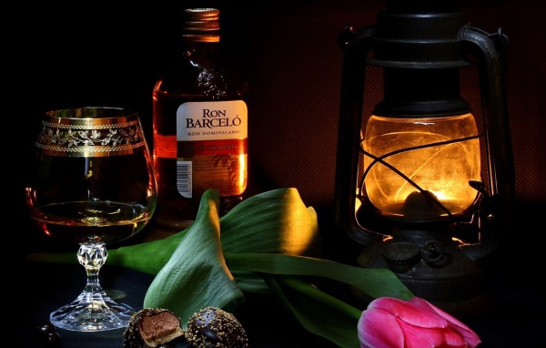 Коньяк с шоколадом