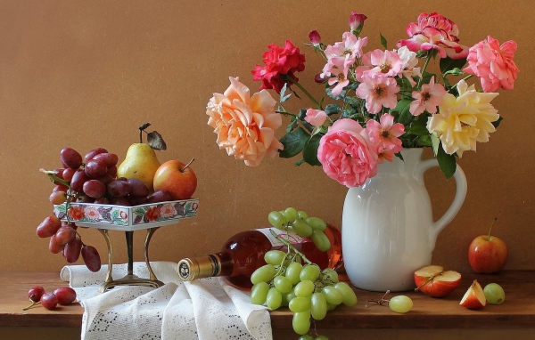 Натюрморт с фруктами