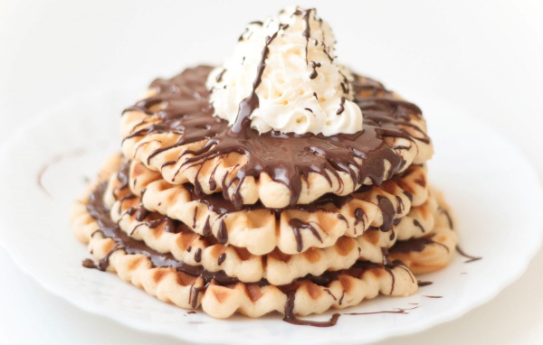 Многослойное пирожное 