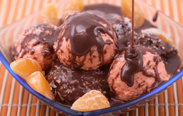 Морженое с шоколадом