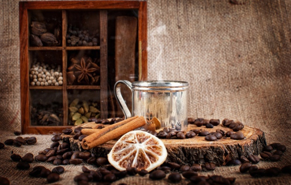 Coffee,cinnamon and spices