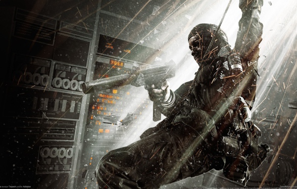 Солдат в снаряжении с автоматом