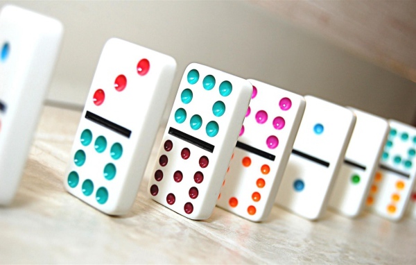 Игра в домино