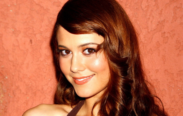 Очаровательная модель Мэри Элизабет