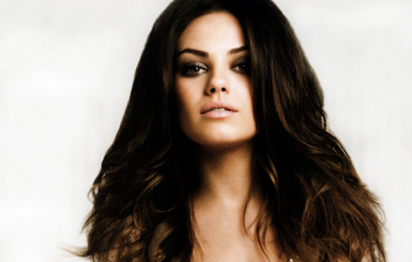 Известная актриса Мила Кунис