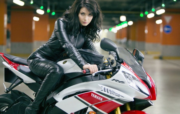 Кинозвезда Юлия Снигирь