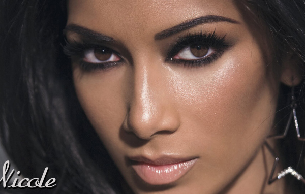 Супермодель Николь Шерзингер