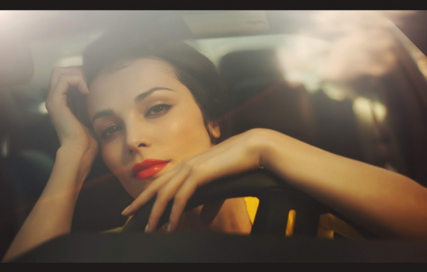 Прекрасная актриса Сати Казанова