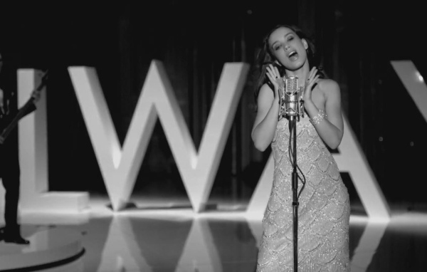 Популярная актриса Виктория Дайненко