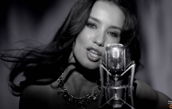 Прекрасная актриса Виктория Дайненко