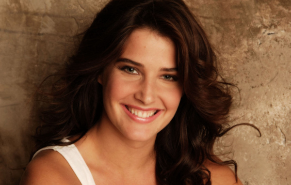 Знаменитая Коби Смолдерс