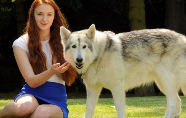 Прекрасная актриса Софи Тернер