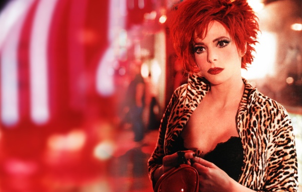 Очаровательная Милен Фармер