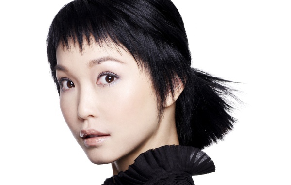 Популярная супермодель Фэнн Вонг