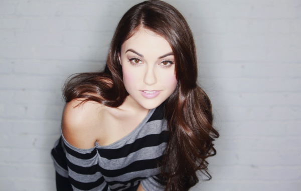 Монашка Саша Грей