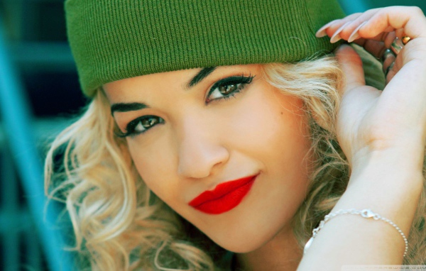 Рита в зеленой шапке