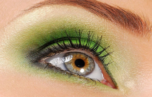 Зеленый глаз