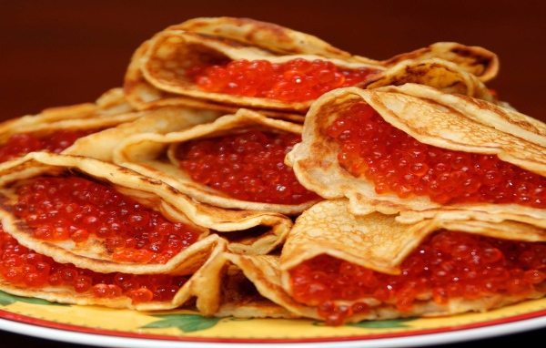 Праздничное угощение на Масленицу