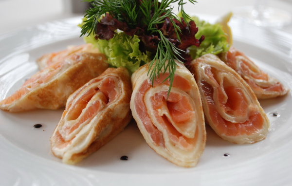 Блинные роллы на Масленицу